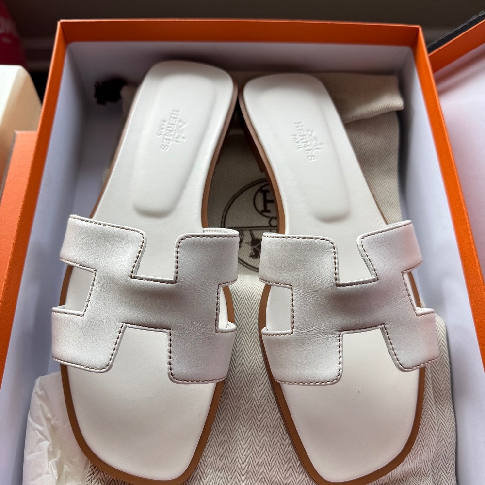 Hermes Oran Sandal White size 38